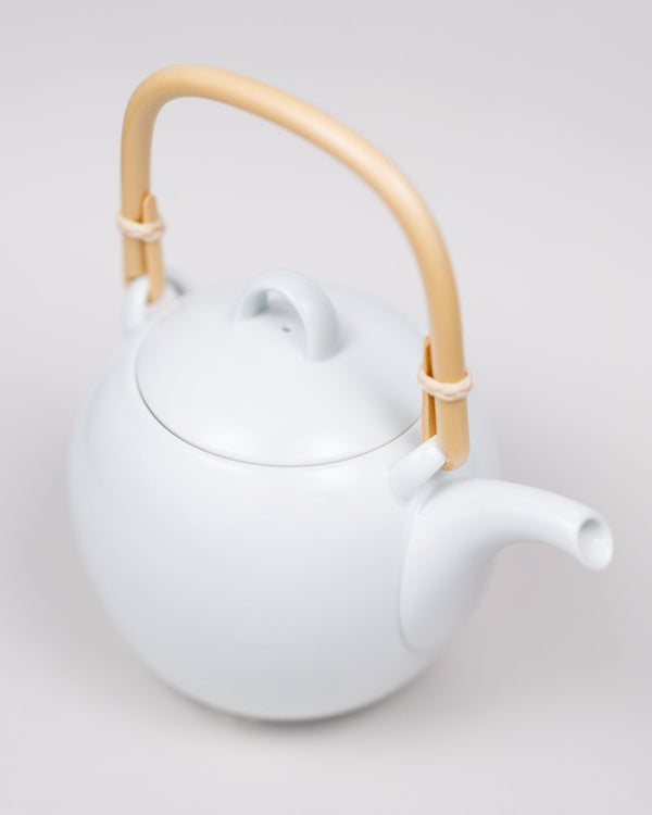 Japanese teapot Mayu SMALL White 0,5L