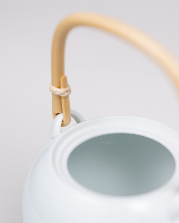 Japanese teapot Mayu Big White 1L